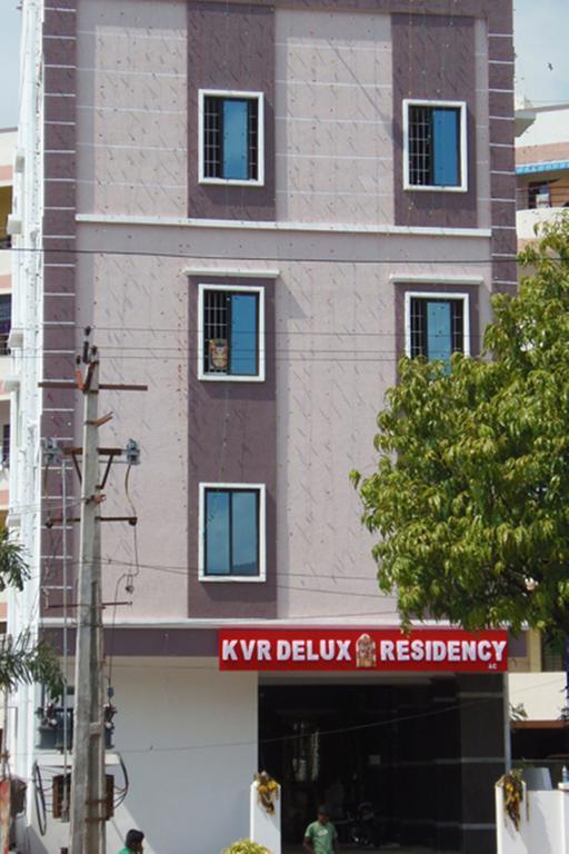 Kvr Deluxe Residency Villa Tirupati Luaran gambar