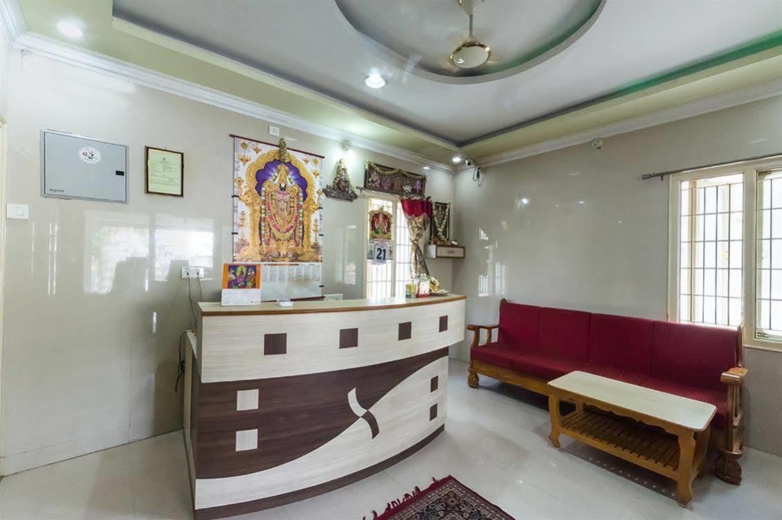 Kvr Deluxe Residency Villa Tirupati Luaran gambar